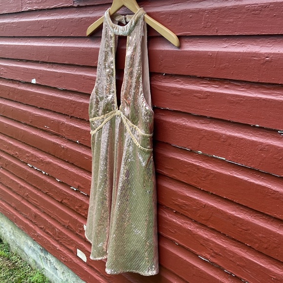 Free People Film Noir Sequin Mini Dress in Rose Gold Women's Size 8 - Picture 6 of 8